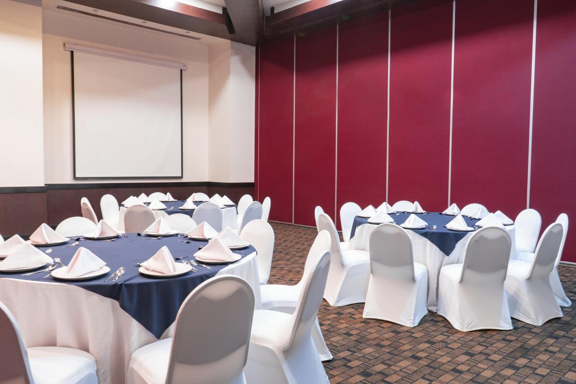 Fiesta Inn Tepic Esterno foto