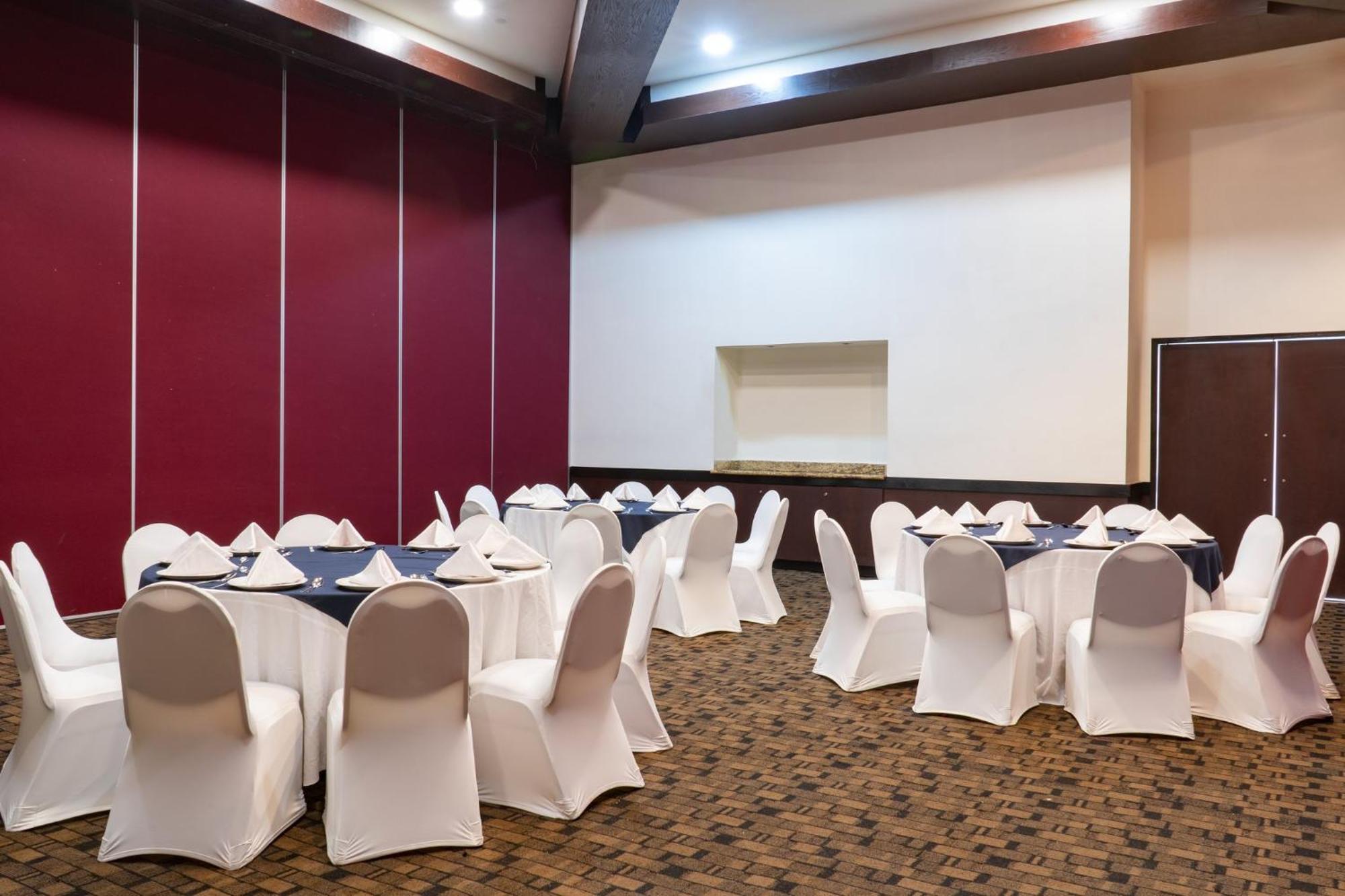 Fiesta Inn Tepic Esterno foto